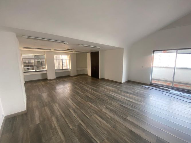 Oficina en arriendo en Santa María De Los Ángeles, Medellín, 175 m² · foto 11 de 20