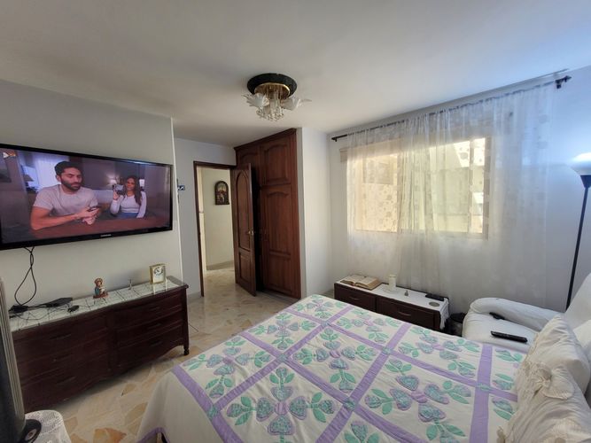 Edificio en venta en Sector Lago Uribe, Pereira, 421 m² · foto 8 de 24