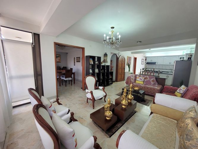 Edificio en venta en Sector Lago Uribe, Pereira, 421 m² · foto 3 de 24