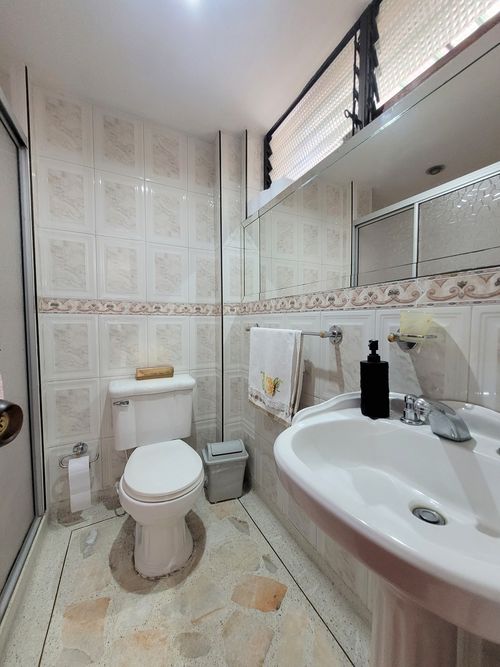 Edificio en venta en Sector Lago Uribe, Pereira, 421 m² · foto 6 de 24