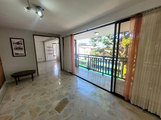 Edificio en venta en Sector Lago Uribe, Pereira, 421 m² · foto 21 de 24