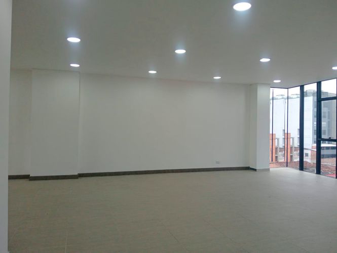 Bodega en arriendo en Laureles, Medellín, 135 m² · foto 12 de 15
