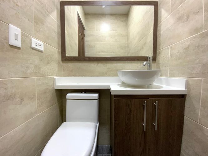 Bodega en arriendo en Laureles, Medellín, 135 m² · foto 14 de 15