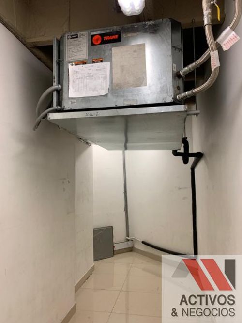 Local en venta en Colombia, Medellín, 643 m² · foto 14 de 24