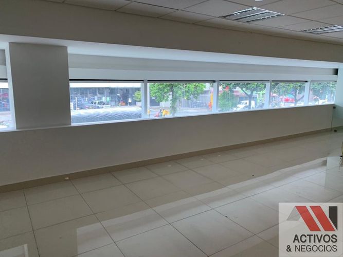 Local en venta en Colombia, Medellín, 643 m² · foto 19 de 24