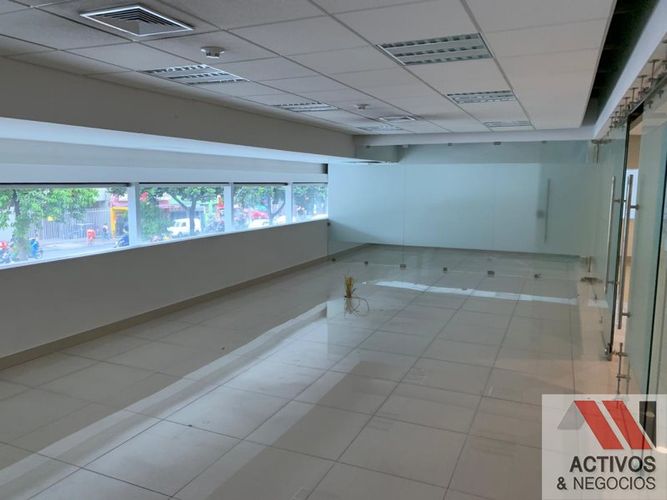 Local en venta en Colombia, Medellín, 643 m² · foto 20 de 24