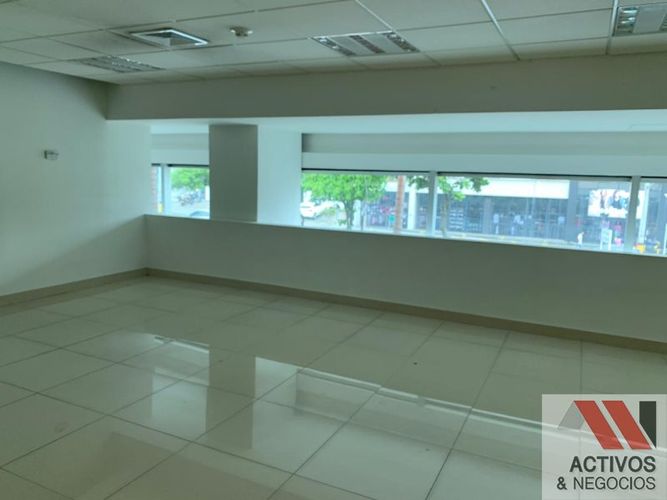 Local en venta en Colombia, Medellín, 643 m² · foto 22 de 24