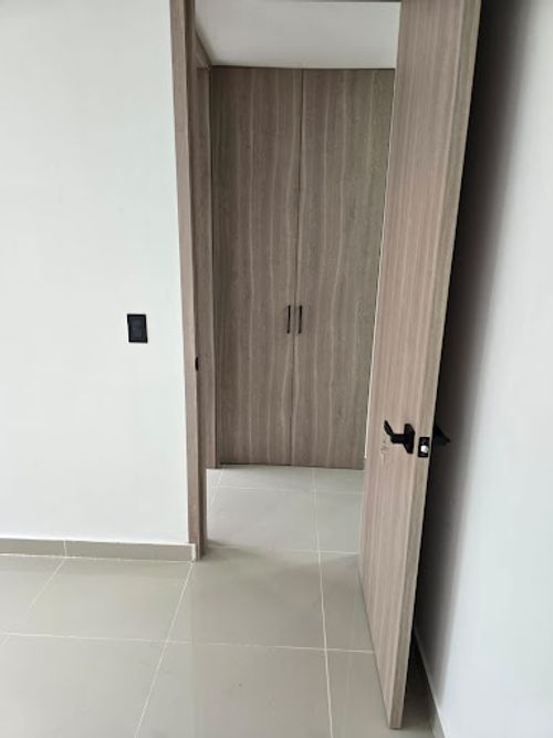 Apartamento de 3 alcobas en venta en Loma Del Indio, Medellín, 92 m² · foto 17 de 24