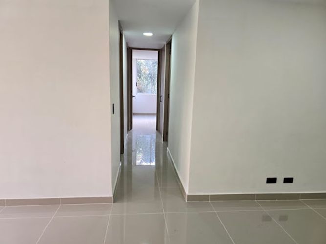 Apartamento de 3 alcobas en venta en Loma Del Indio, Medellín, 92 m² · foto 24 de 24