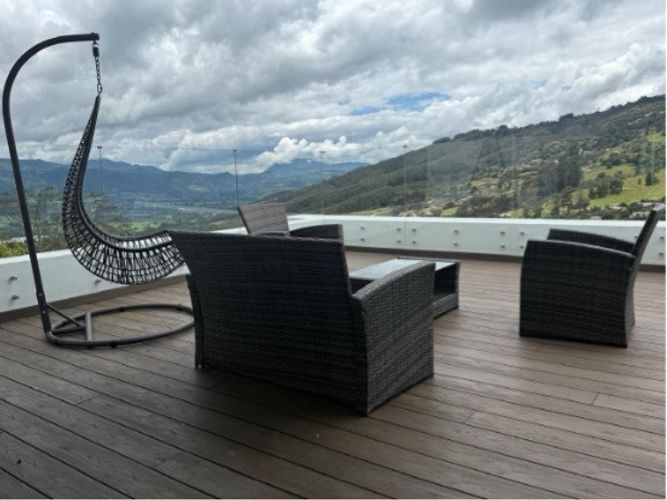 Casa de 3 alcobas en venta en Aposentos, Sopó, 550 m² · foto 5 de 12