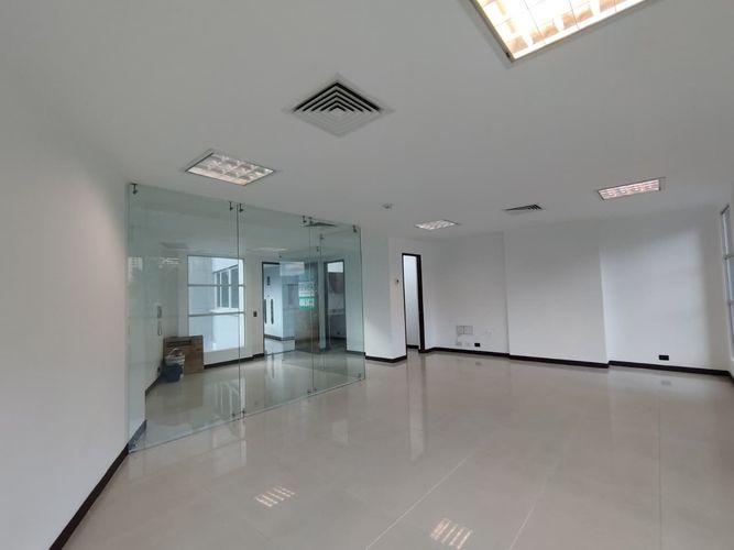 Oficina en arriendo en El Poblado, Medellín, 58 m² · foto 7 de 7