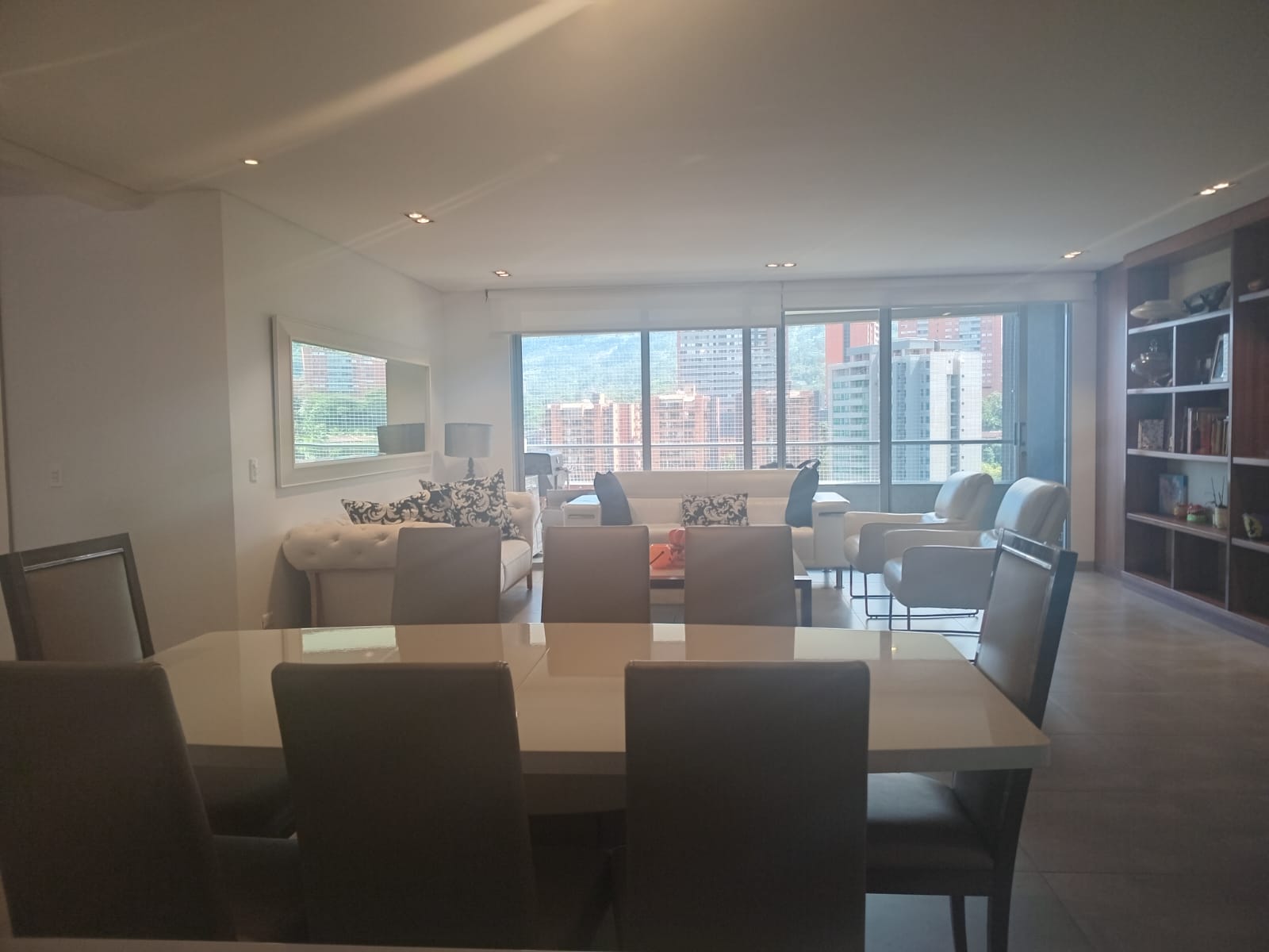 Apartamento en arriendo en La Pradera, Envigado · foto 6 de 20