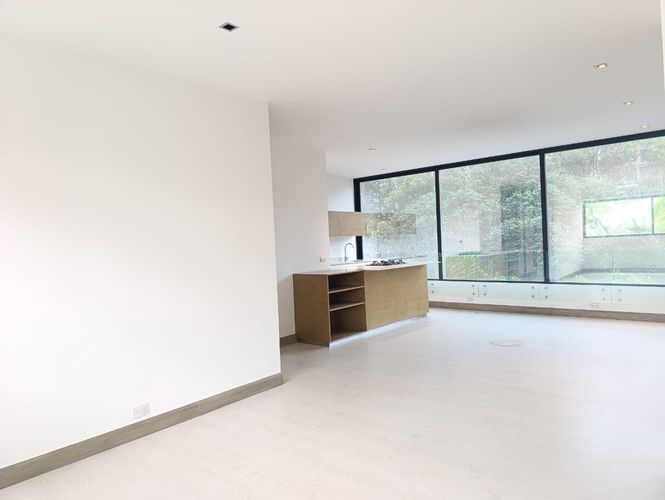 Apartamento de 1 alcoba en arriendo en El Poblado, Medellín, 88 m² · foto 4 de 17