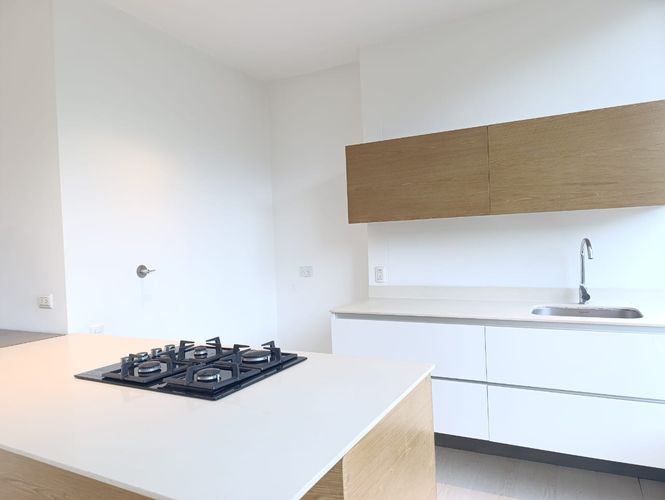 Apartamento de 1 alcoba en arriendo en El Poblado, Medellín, 88 m² · foto 6 de 17