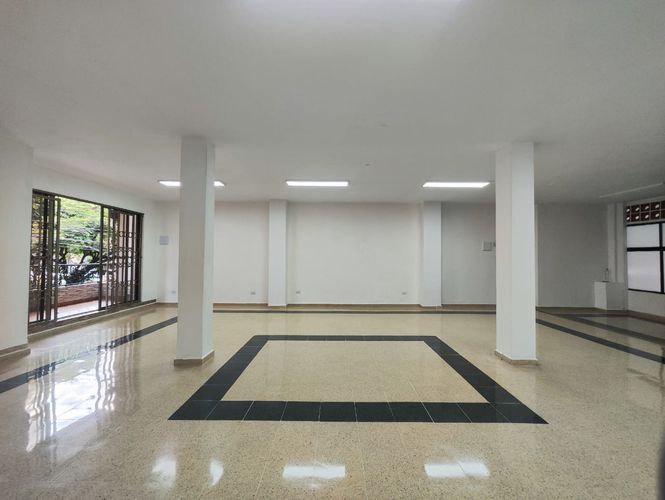 Local en arriendo en Laureles, Medellín, 180 m² · foto 5 de 11