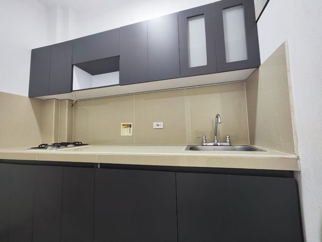 Local en arriendo en Laureles, Medellín, 180 m² · foto 6 de 11