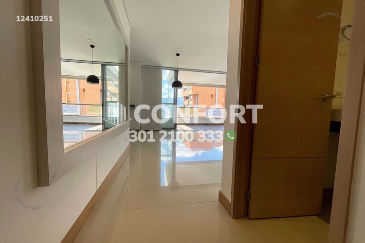 Apartamento de 4 alcobas en arriendo en El Poblado, Medellín, 160 m² · foto 5 de 11