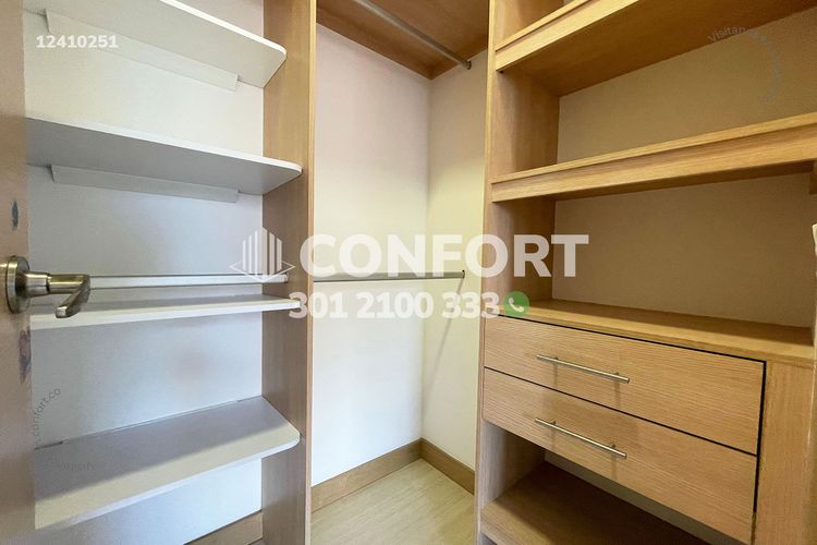 Apartamento de 4 alcobas en arriendo en El Poblado, Medellín, 160 m² · foto 8 de 11