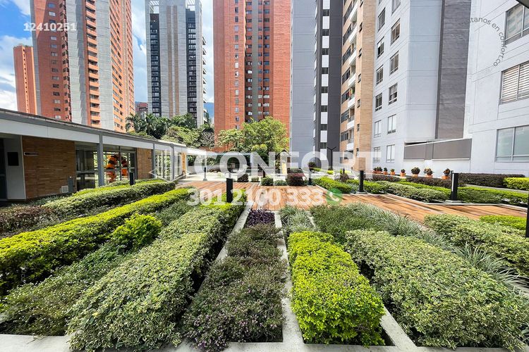 Apartamento de 4 alcobas en arriendo en El Poblado, Medellín, 160 m² · foto 11 de 11