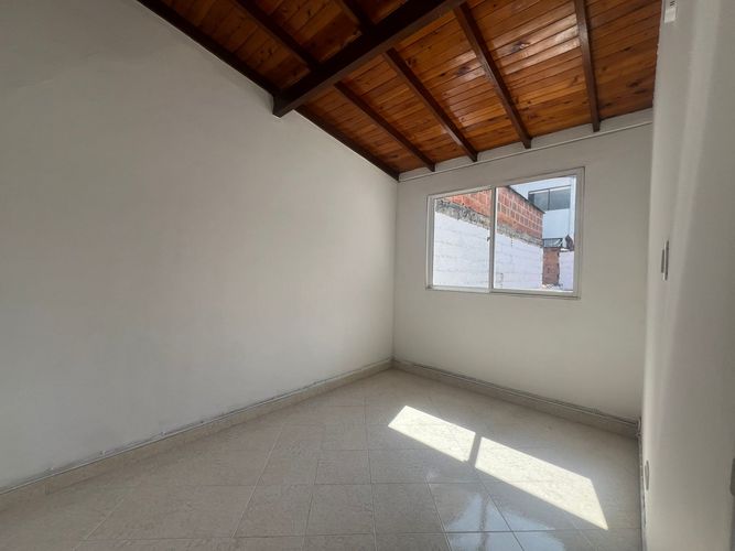 Casa de 3 alcobas en venta en Alcala, Envigado, 90 m² · foto 8 de 18