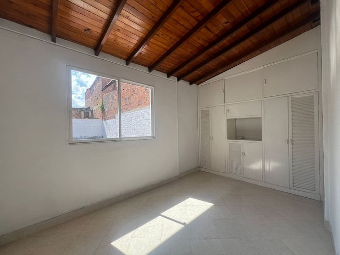 Casa de 3 alcobas en venta en Alcala, Envigado, 90 m² · foto 10 de 18