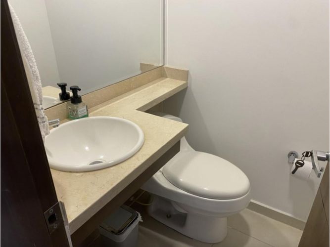 Apartamento de 3 alcobas en venta en Santa Teresita, Cali, 156 m² · foto 5 de 18
