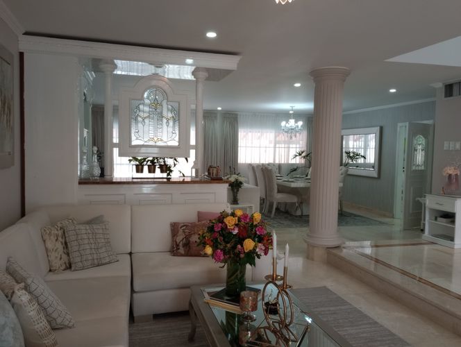 Casa de 4 alcobas en venta en Cr.La Castellana, Barranquilla, 252 m² · foto 3 de 14