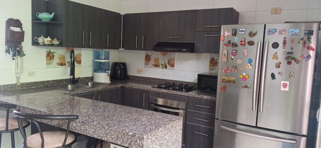 Casa de 4 alcobas en venta en Valle Del Lili, Cali, 130 m² · foto 6 de 17