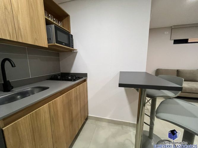 Apartaestudio en venta en Laureles, Medellín, 30 m² · foto 3 de 8