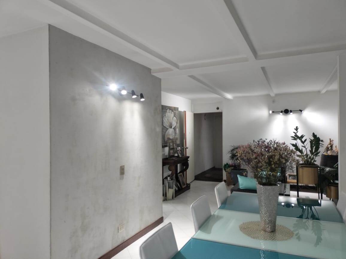 Apartamento en venta en El Poblado, Medellín 4