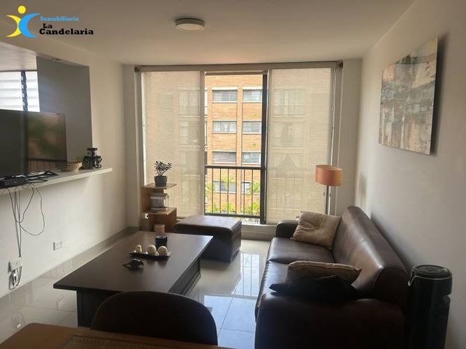 Apartamento de 3 alcobas en arriendo en Laureles, Medellín, 90 m² · foto 3 de 20