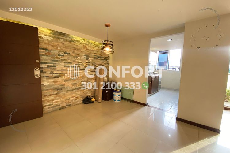 Apartamento de 2 alcobas en arriendo en Conquistadores, Medellín, 90 m² · foto 4 de 24