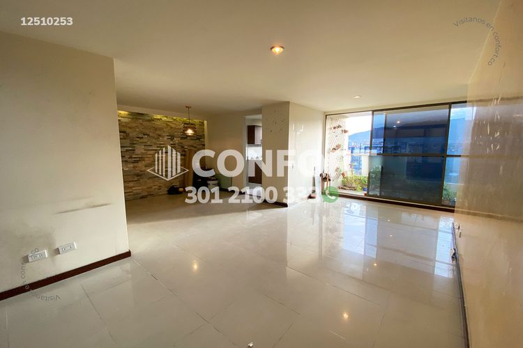 Apartamento de 2 alcobas en arriendo en Conquistadores, Medellín, 90 m² · foto 6 de 24
