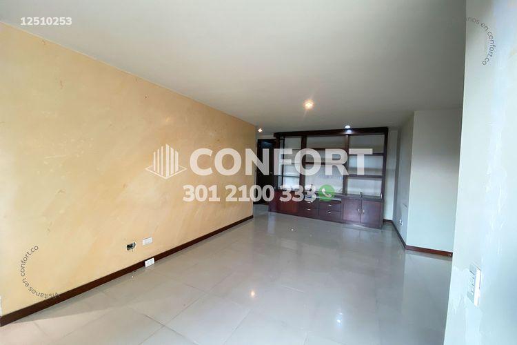 Apartamento de 2 alcobas en arriendo en Conquistadores, Medellín, 90 m² · foto 3 de 24