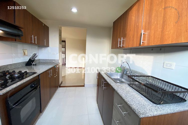 Apartamento de 2 alcobas en arriendo en Conquistadores, Medellín, 90 m² · foto 9 de 24