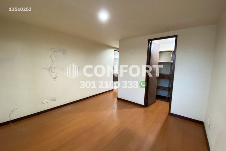 Apartamento de 2 alcobas en arriendo en Conquistadores, Medellín, 90 m² · foto 14 de 24