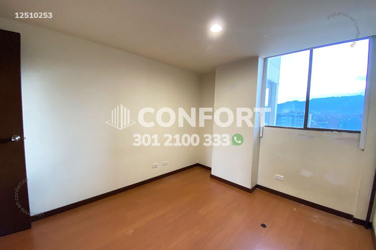 Apartamento de 2 alcobas en arriendo en Conquistadores, Medellín, 90 m² · foto 18 de 24