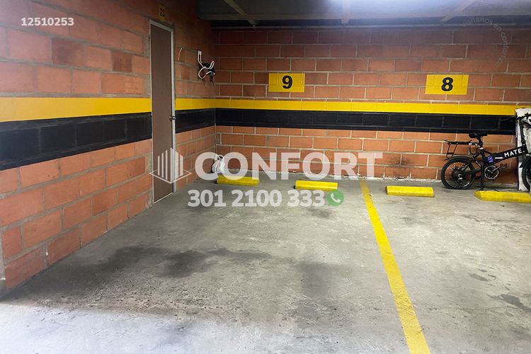 Apartamento de 2 alcobas en arriendo en Conquistadores, Medellín, 90 m² · foto 22 de 24