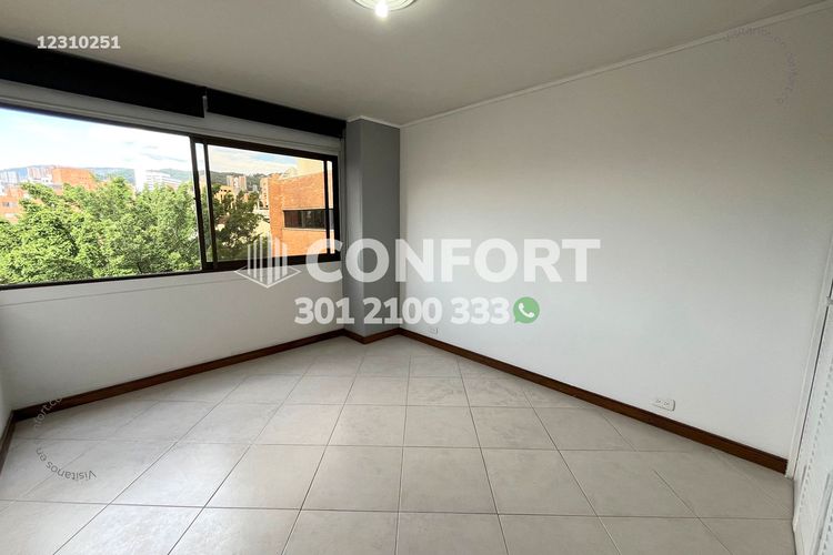 Apartamento de 3 alcobas en arriendo en Villa Carlota, Medellín, 138 m² · foto 7 de 10