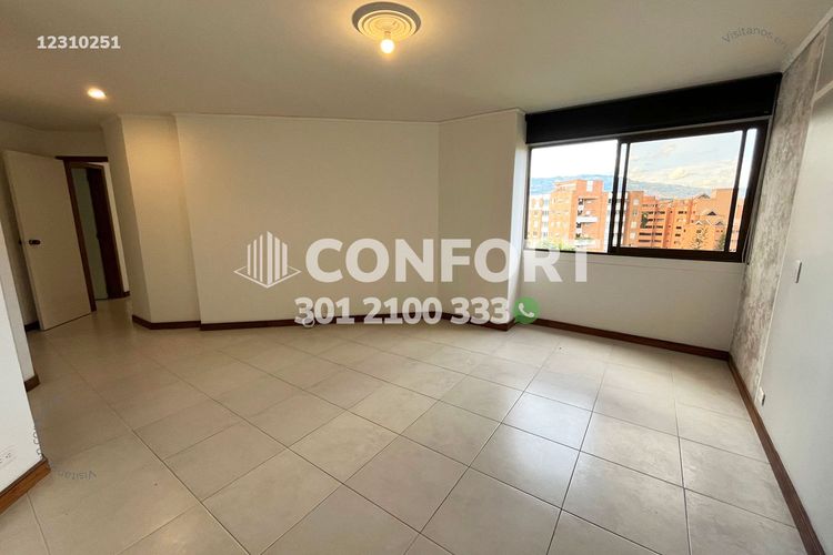 Apartamento de 3 alcobas en arriendo en Villa Carlota, Medellín, 138 m² · foto 8 de 10
