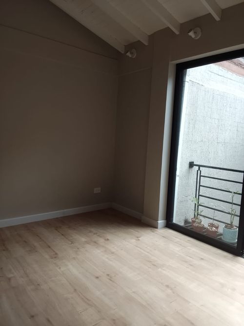 Casa de 4 alcobas en venta en Cristo Rey, Medellín, 214 m² · foto 6 de 24