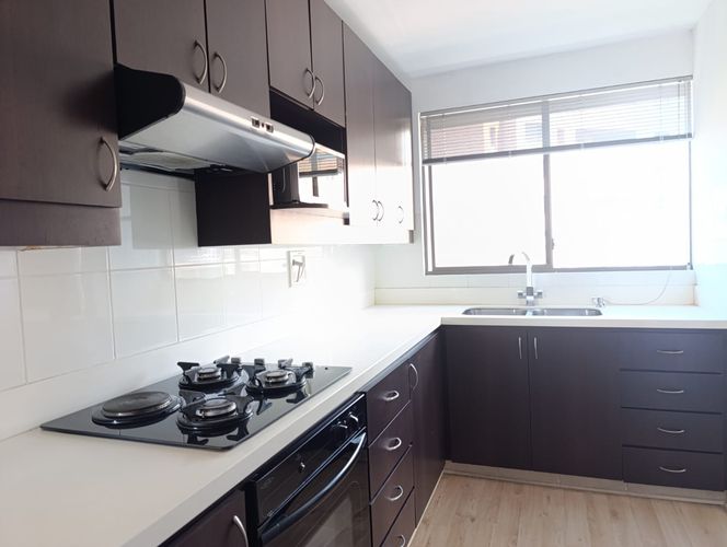 Apartamento de 3 alcobas en arriendo en El Poblado, Medellín, 160 m² · foto 6 de 17