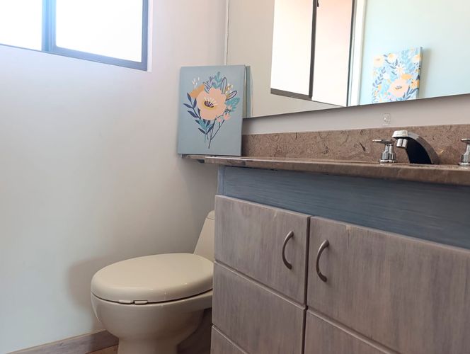 Apartamento de 3 alcobas en arriendo en El Poblado, Medellín, 160 m² · foto 16 de 17