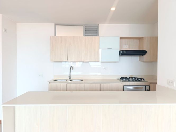 Apartamento de 3 alcobas en arriendo en Castropol, Medellín, 120 m² · foto 17 de 19