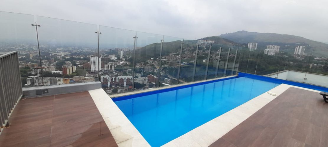 Apartamento de 2 alcobas en venta en Bellavista, Cali, 142 m² · foto 2 de 24