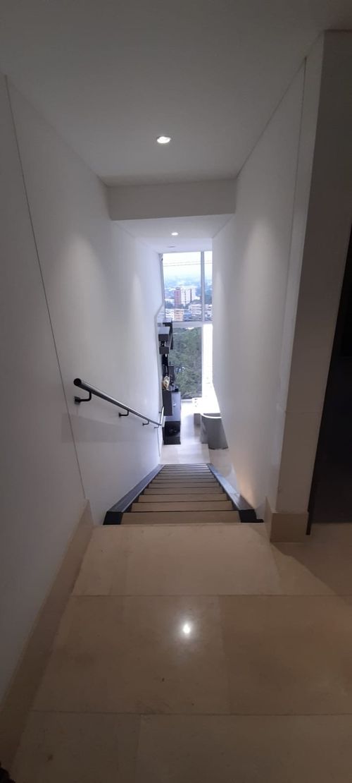 Apartamento de 2 alcobas en venta en Bellavista, Cali, 142 m² · foto 14 de 24