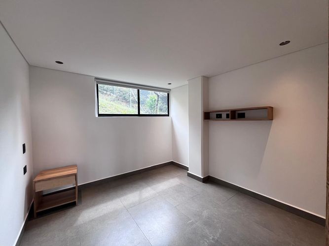 Apartamento de 2 alcobas en arriendo en Loma Del Chocho, Envigado, 70 m² · foto 12 de 13