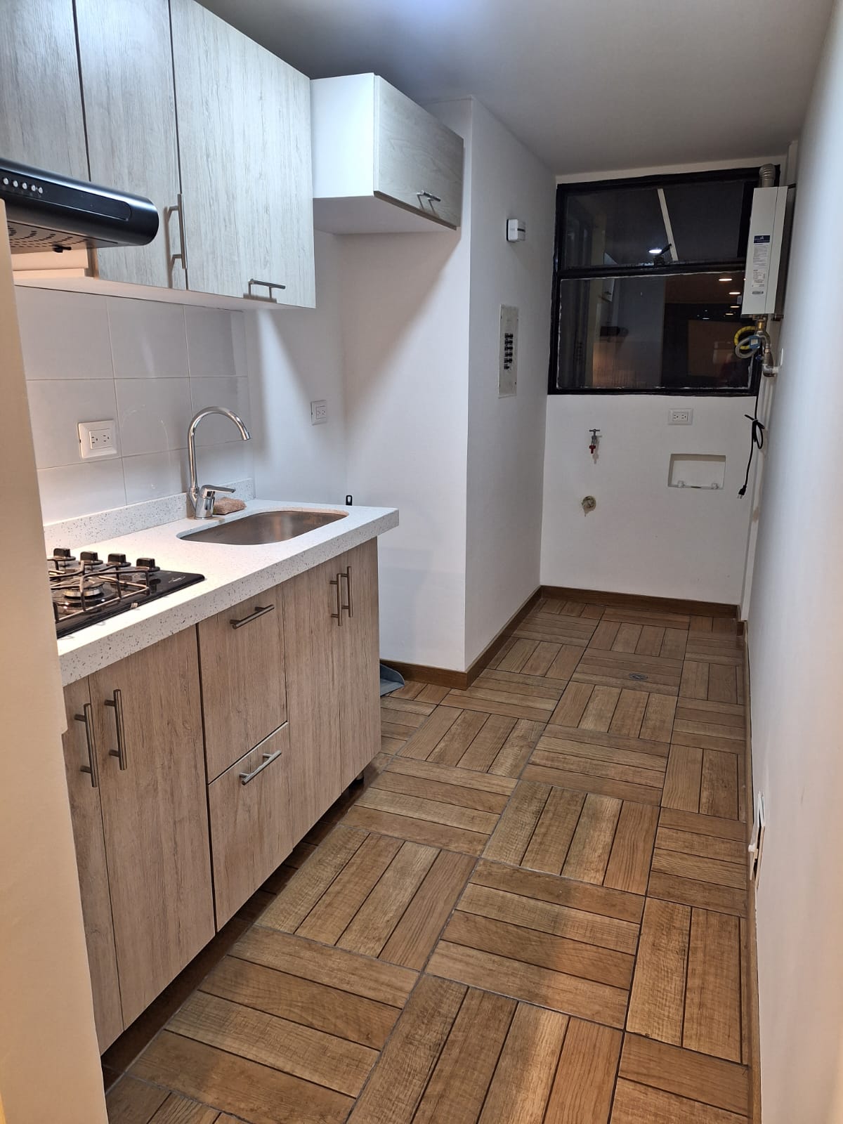 Apartamento de 3 habitaciones en venta en Toberin, Bogotá — imagen 1 de 16
