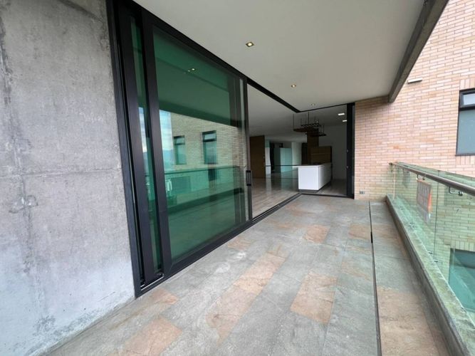 Apartamento de 3 alcobas en arriendo en Los Balsos, Medellín, 180 m² · foto 12 de 20