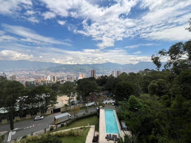 Apartamento de 3 alcobas en arriendo en Los Balsos, Medellín, 180 m² · foto 15 de 20